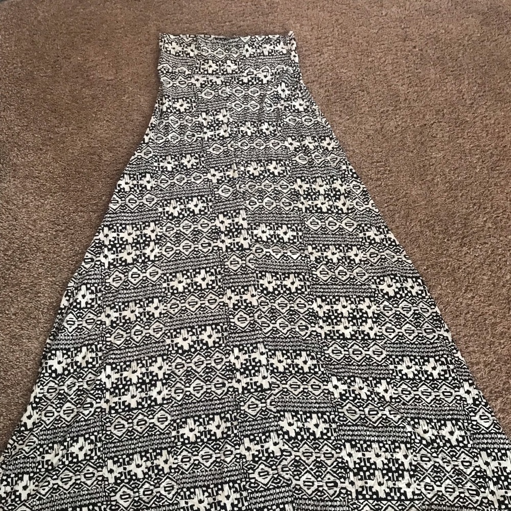 Charlotte Russe Maxi Skirt size Small